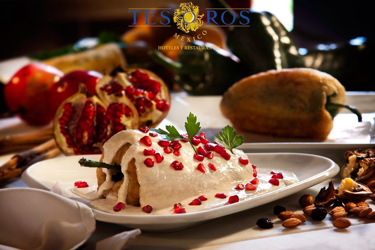 Esta temporada de #chilesennogada2023, piensa en #tesorosdemexico y disfruta de un servicio excepcional.

#Hoteles #restaurantes #PlatilloDeTemporada #Puebla #Atlixco #Mexico #gastronomiamexicana #experienciasunicas