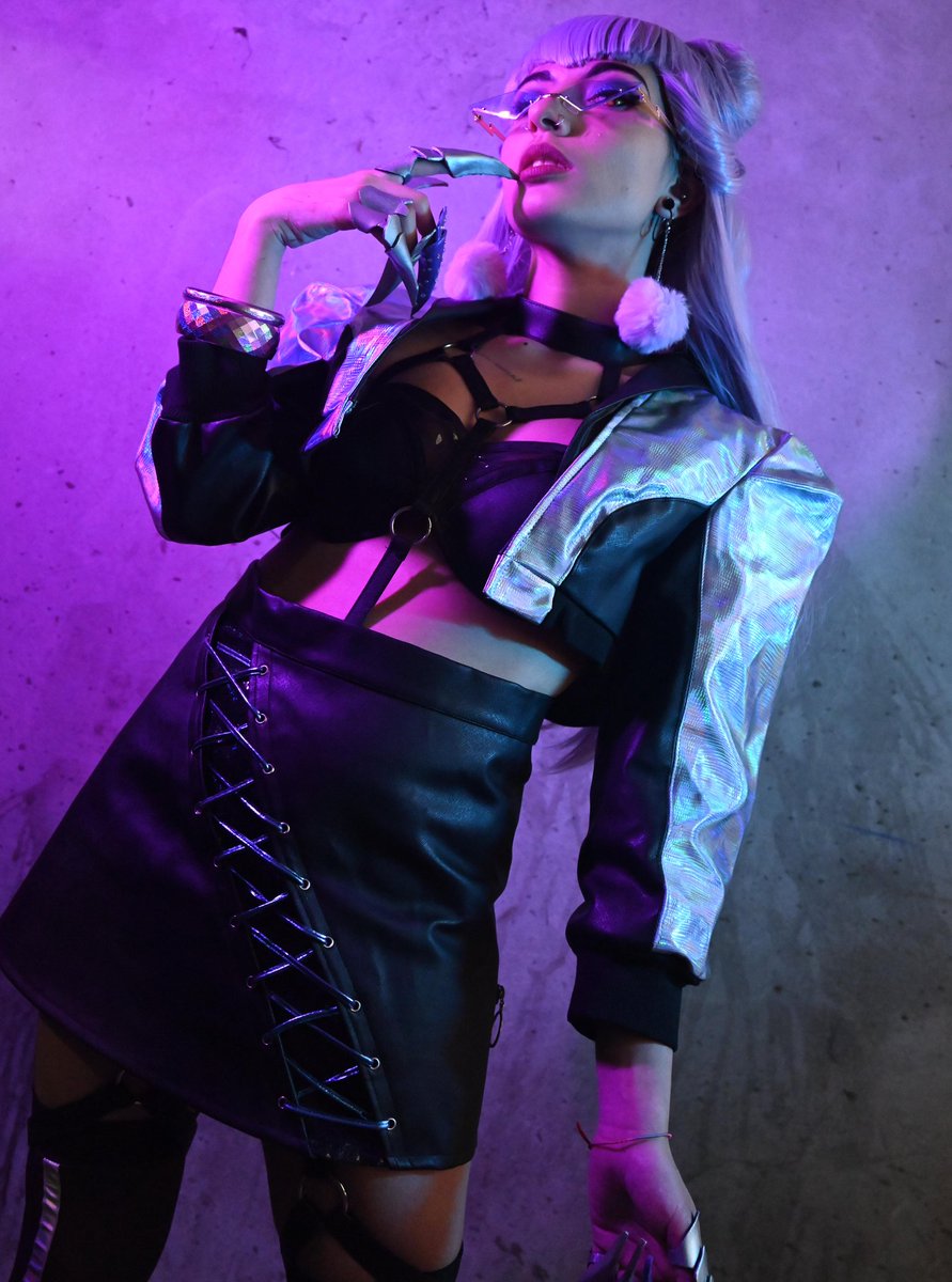 whxtelamb_cos's tweet photo. Straight up villain ๐
She's back to drive you crazy...
#LeagueOfLegends #KDA #KDAISBACK #Evelynn https://t.co/0sHjkrgT8Y