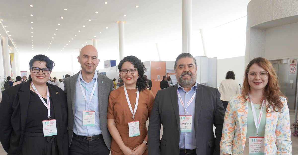 ✨Con más de 2,500 personas y enriquecedores intercambios cerró el #MexicoCarbonForum 2023.
Nos quedamos con oportunidades y compromisos para continuar construyendo de manera colectiva soluciones contra el #CambioClimático y... ¡Nos vemos el siguiente año en #Guanajuato! 😀