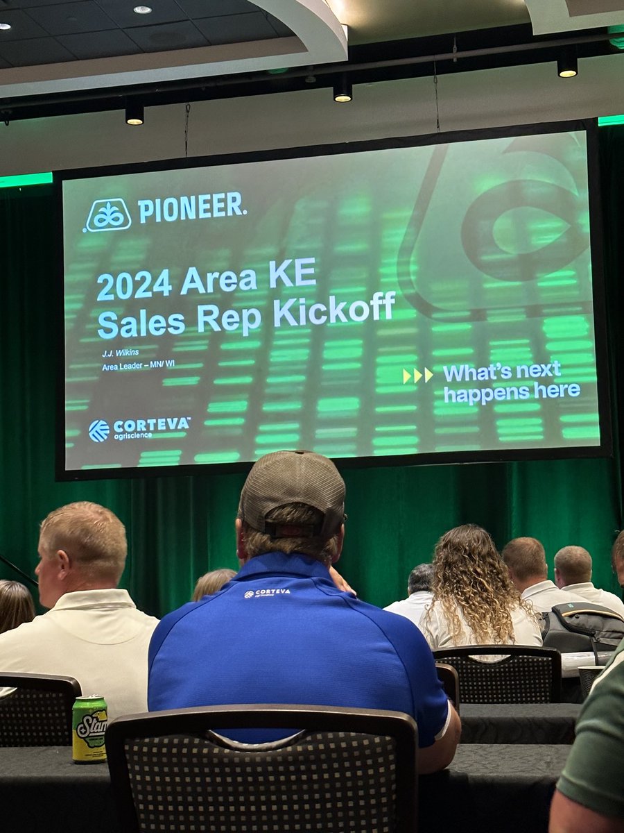 DynamicAgWisco's tweet photo. Here we go. Kickoff to #plant24 season. ⁦@PioneerSeeds⁩. Looking forward to offering cutting edge corn and soybean hybrids for the coming season!! #proposaltime https://t.co/yoNFbRD0XB