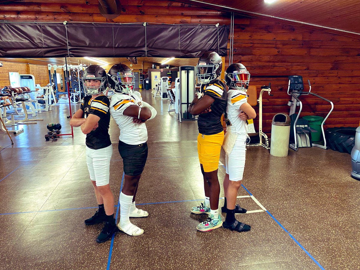 🚨 New Uniforms for GS Football 🚨