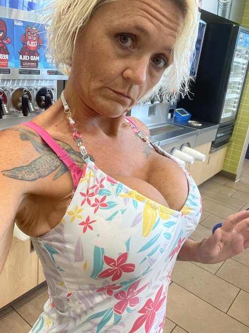 Cashapp me NOW for nudes $10 $mrsstephanie2021 https://t.co/jQnHbpXTiI<a href="/tag/xhamster"class="tags"><span>#xhamster</span></a>