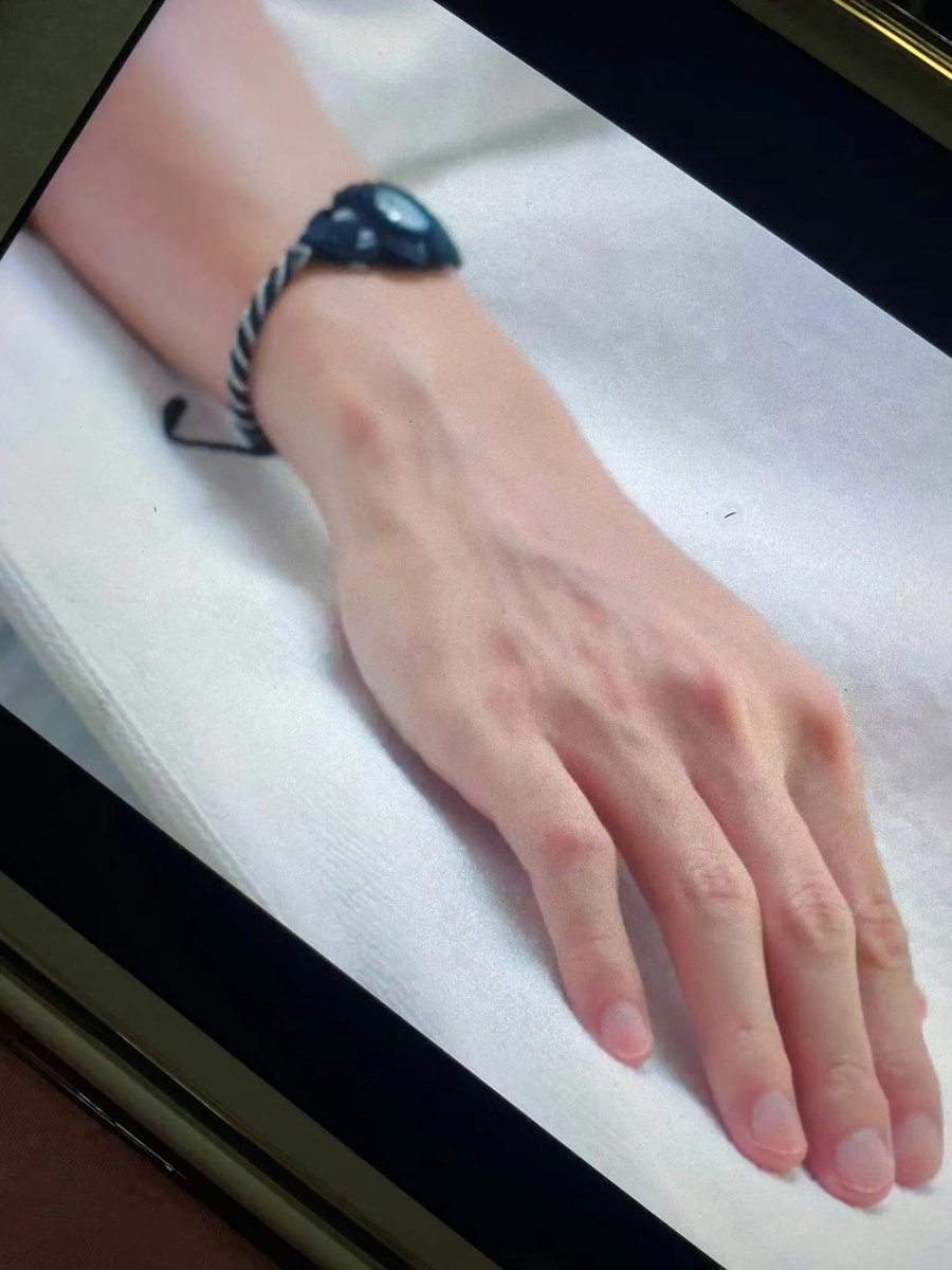 RabbitlyFilm's tweet photo. OMG😭😭😭 https://t.co/dYlJDEFXkK