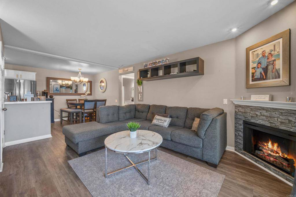 RealtorBill3's tweet image. Motivated Sellers! Gorgeous condo!!! 3550 Sunset Lane #2, San Ysidro, CA 92173 is available now!
Take a look at this awesome space, why rent? billlanerealty.com/d8qwtqun