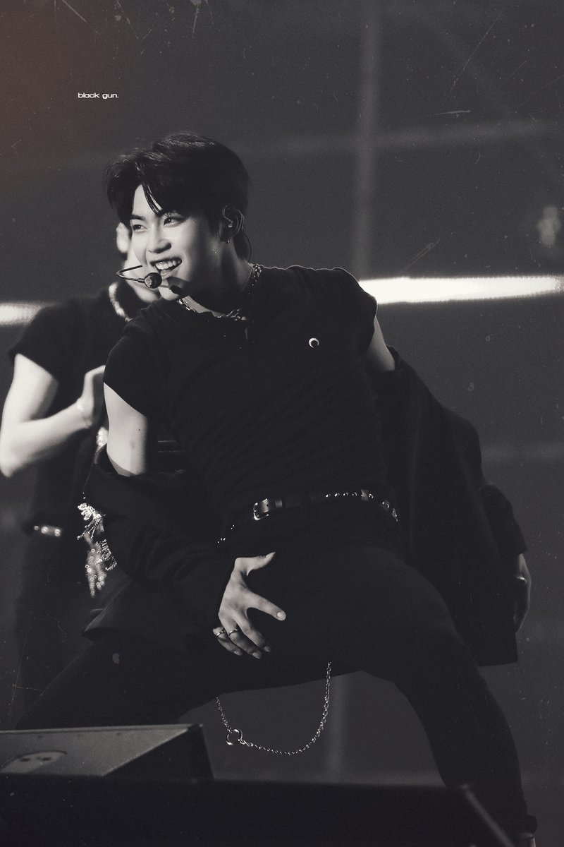 230815 🖤
#박건욱 #PARKGUNWOOK #パクゴヌク 
#ZEROBASEONE #ZB1