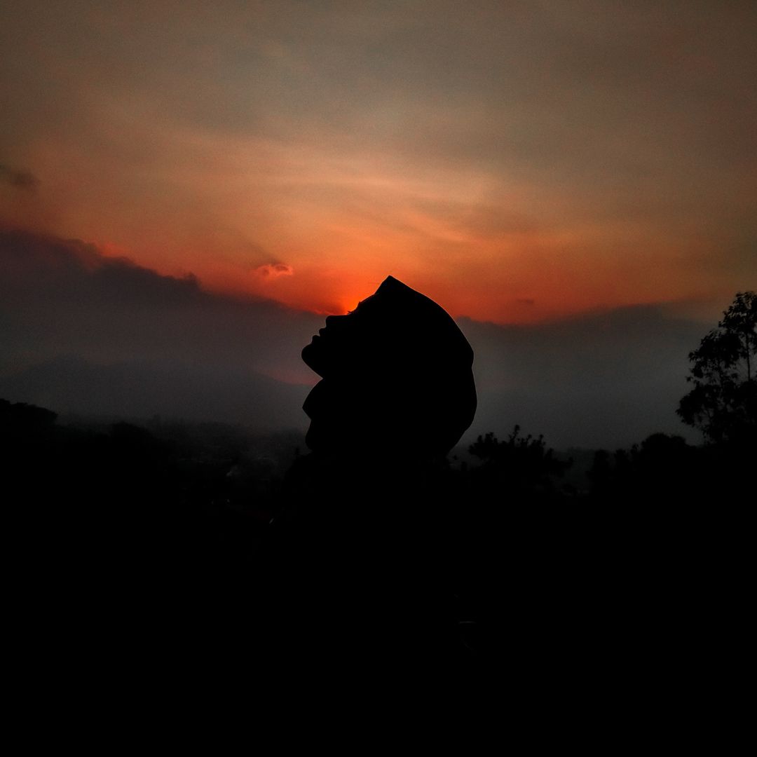 djsoundro's tweet image. 🌌 Embrace the power of music to elevate your mind, body, and soul 🎶
.
.
#MusicalBliss #EnchantingNotes #MelodiesOfPeace