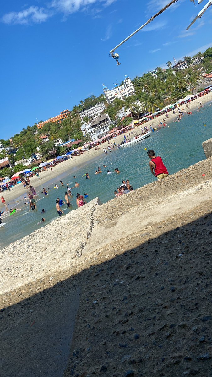 En playita c vive mejor #puertoescondio #Oaxaca 
#hots muy buen ambiente quien por aquí compás