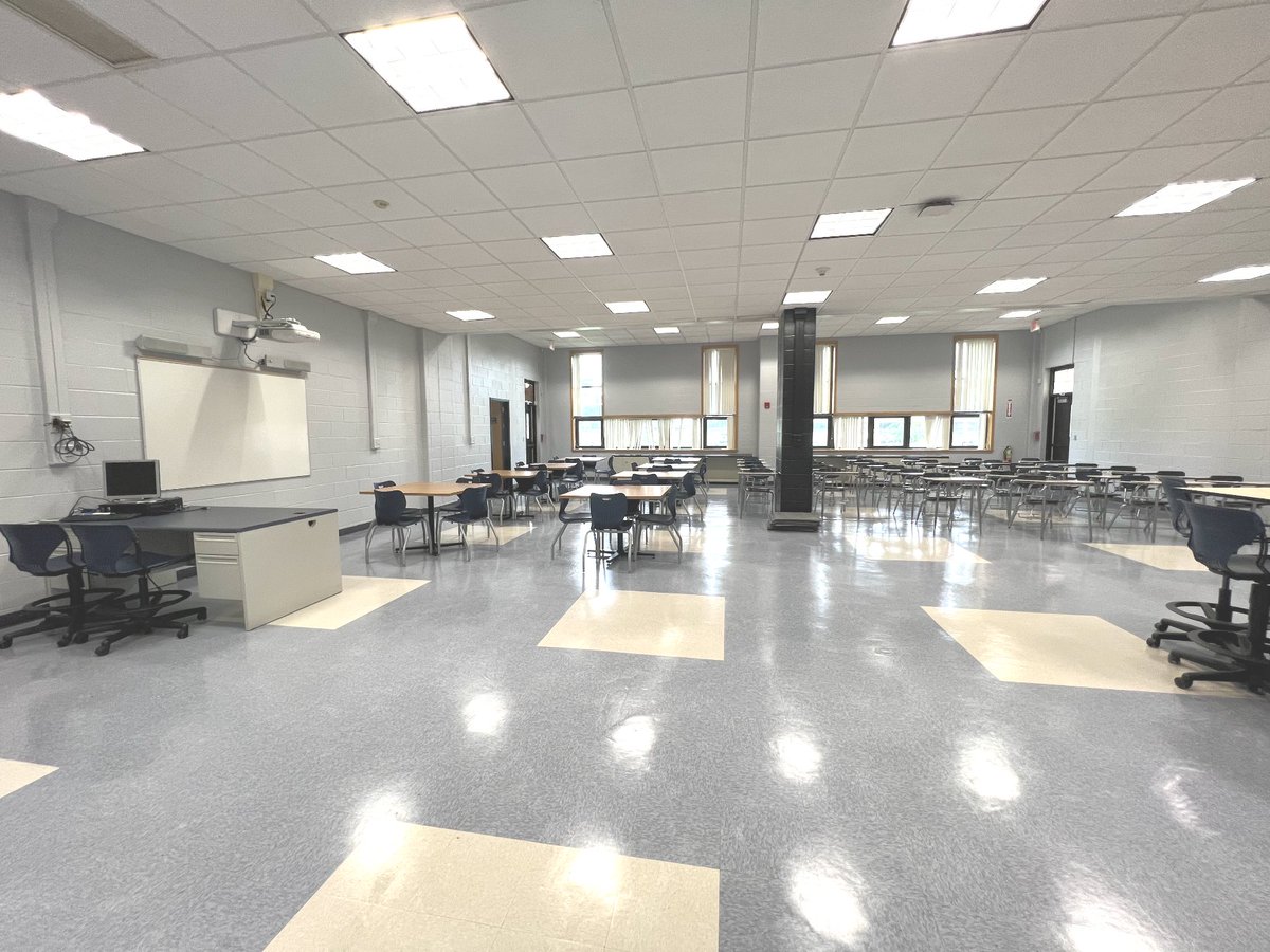 CommackSchools's tweet photo. First of the finished spaces at CHS! A refreshed Student Study Center with all new seating options. Check out the before and after pics! #CommackHighSchool #StudentStudyCenter #ReadyforSeptember #SummerConstruction https://t.co/PRSHKJcOu0