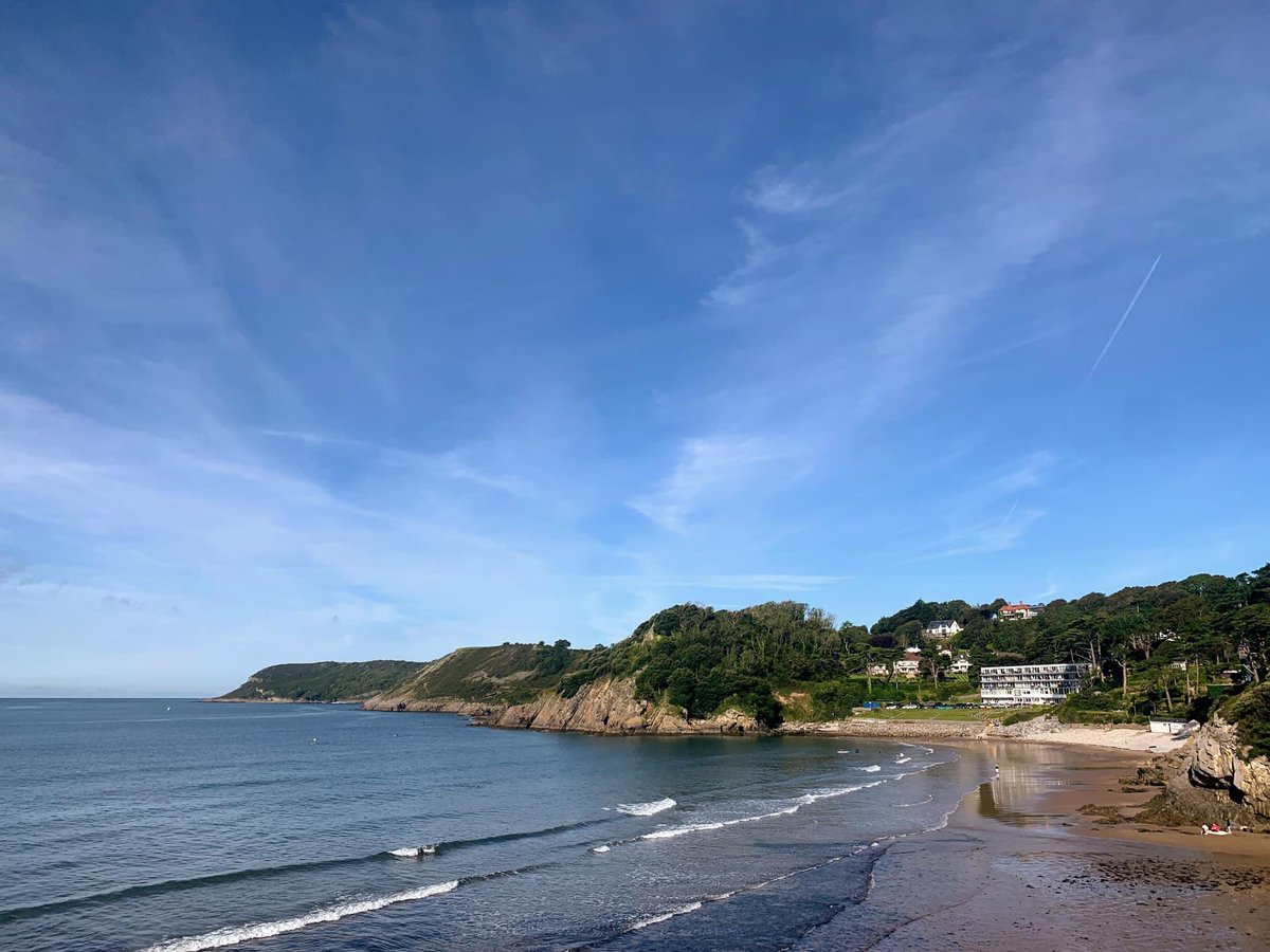 spgalea's tweet photo. It’s a beautiful day at last ☀️
So #DigbyDog🐶 and I decided to work an upside down day (noon till 8pm), and got up to the #Gower Peninsula for 8am for a stunning Langland-Caswell Bay @WalesCoastPath walk followed by a scrumptious breakfast! 🌊🥾🥘
#MyMagicalMotherland🏴 #Wales https://t.co/Lt7rBgoDKi