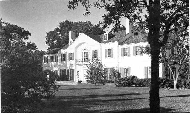 PreviewNow's tweet photo. Podcast: It’s not just Jim Crane’s $24M mansion – River Oaks is gradually losing historic homes @dianecowen @RASchuetz @marissaluck7 @HoustonChron #LoopedIn https://t.co/rwVWDabV9l https://t.co/KWsIwke3Yh