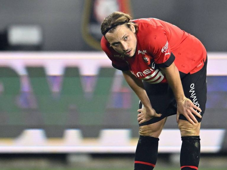 AL24Francais's tweet photo. Le club allemand VFL Wolfsburg a annoncé ce mercredi le recrutement du milieu de terrain international #croate Lovro
Majer, en provenance du club français Stade Rennais, au sein duquel il avait évolué pendant les deux précédentes saisons.
#Football #Allemagne #club #transfert https://t.co/ZOi2DFd6bp