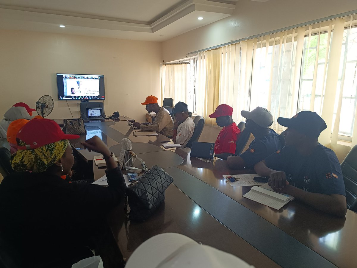 UNFPAKDSO's tweet photo. Sokoto Virtual Watch Party centre #Eko2023 
Achieving 2030 Target:
Driving Innovation for Adolescents and Youth Health.
#Eko23 #YouthEmpowerment #InnovationForChange #SDGs2030 #SAYPHIN https://t.co/2AvRrxy00B