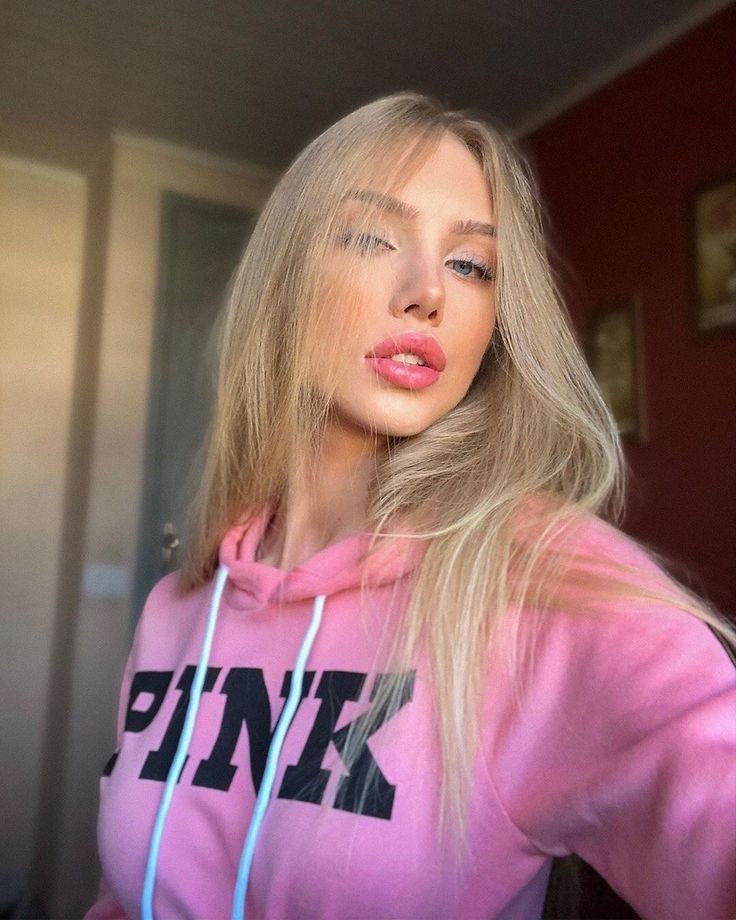 SEL01ALX's tweet photo. A Ivy  entrou nas quartas rosas com a mamãe 💞

#𝑄𝑢𝑎𝑟𝑡𝑎𝑠𝑅𝑜𝑠𝑎𝑠𝑑𝑜𝐹𝑜𝑢𝑟𝑆𝑒𝑎𝑠𝑜𝑛𝑠 https://t.co/rW7q1CQXv9