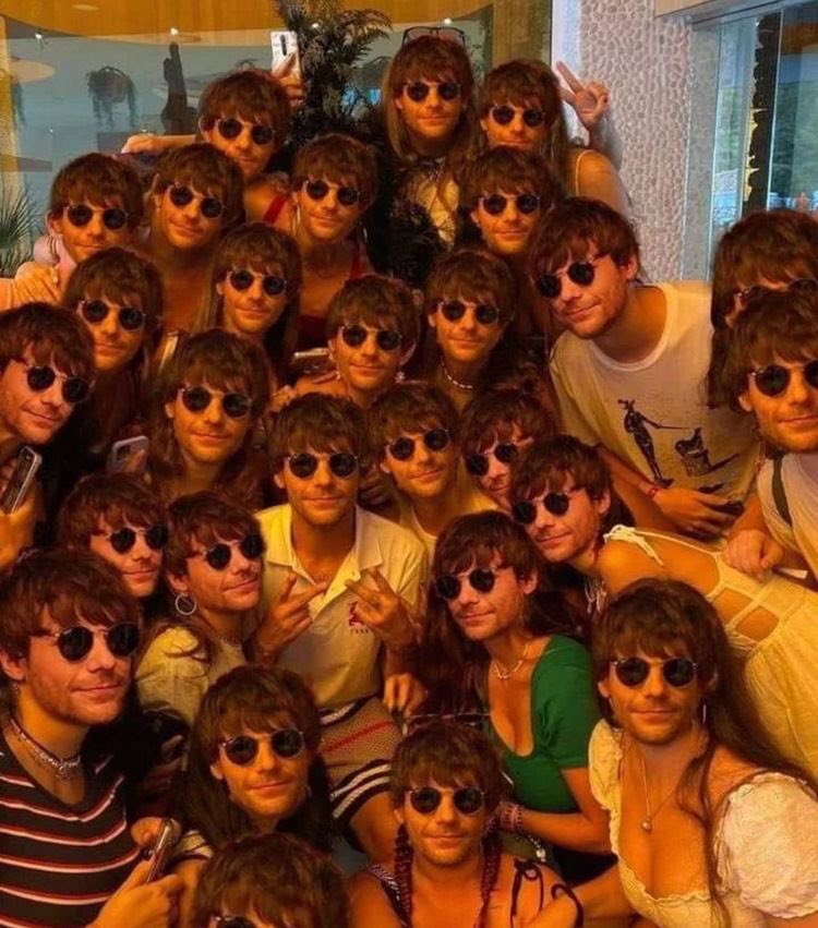 daylightbuck's tweet photo. can we please make thiss it’d be so funnyy😭😭😭 #FITFWORLDTOUR #FITFATHENS #LTWT2023 #ltwtathens https://t.co/nkLHTjLrYn