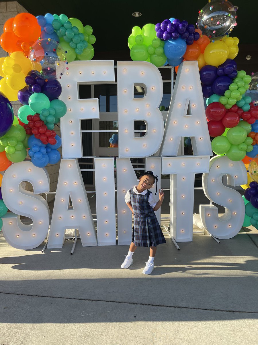 KeonHatcher4's tweet photo. First Day of Pre-K! Go Zo bug! 😍💙 https://t.co/589zQ0gGOj