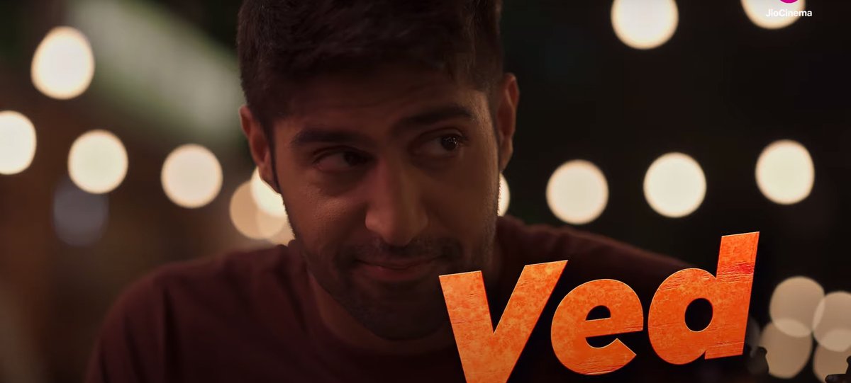 Make way for none other that rapper <a href="/raftaarmusic/">RAFTAAR</a> who is all set to make his acting debut with <a href="/jiostudios/">Jio Studios</a>’ #Bajao - a comedy series set against the backdrop of Punjabi music world. Trailer out now! 
youtu.be/8b2CUm49TSU
Streaming free on @JioCinema from 25th August!
Directed