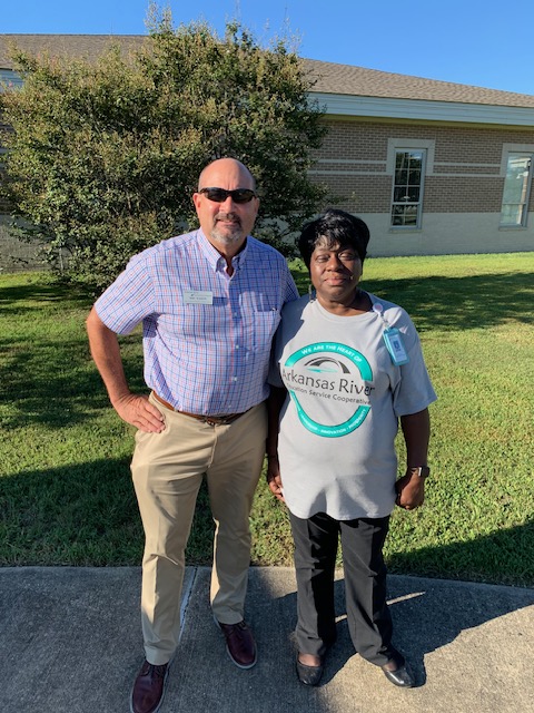 Mr. Walker (Teacher Center Team) and Mrs. Dunn (HIPPY Team) enjoyed this cooler morning welcoming PB Junior High on their first day of school today.  ARESC sends blessings to the Zebras as they begin the new school year.