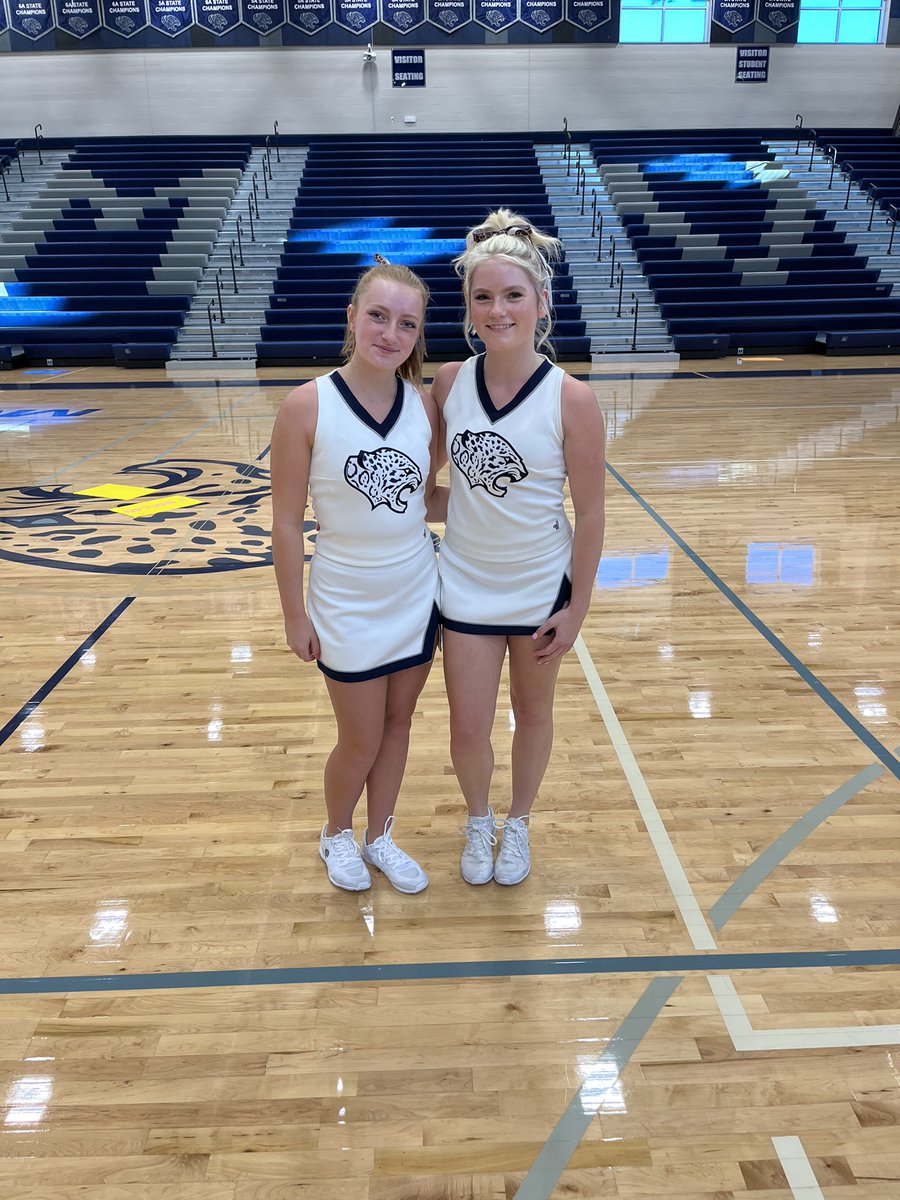 Happy First Day of High School to our amazing Freshmen. 🎀💙#freshmenorientation