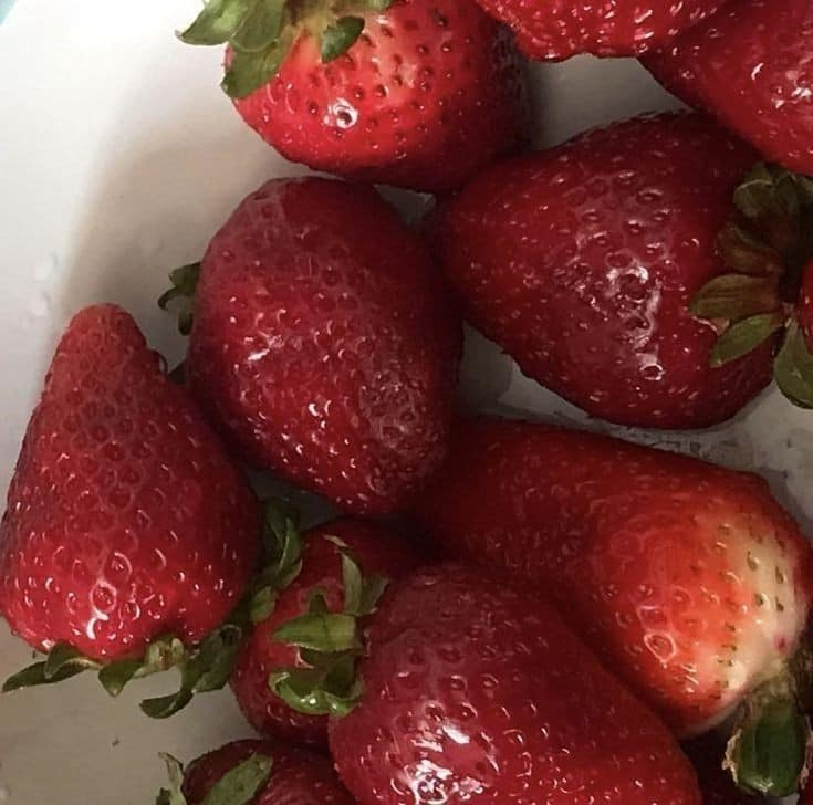 prettiestavenue's tweet photo. strawberries 🍓 https://t.co/5nejkldMFs