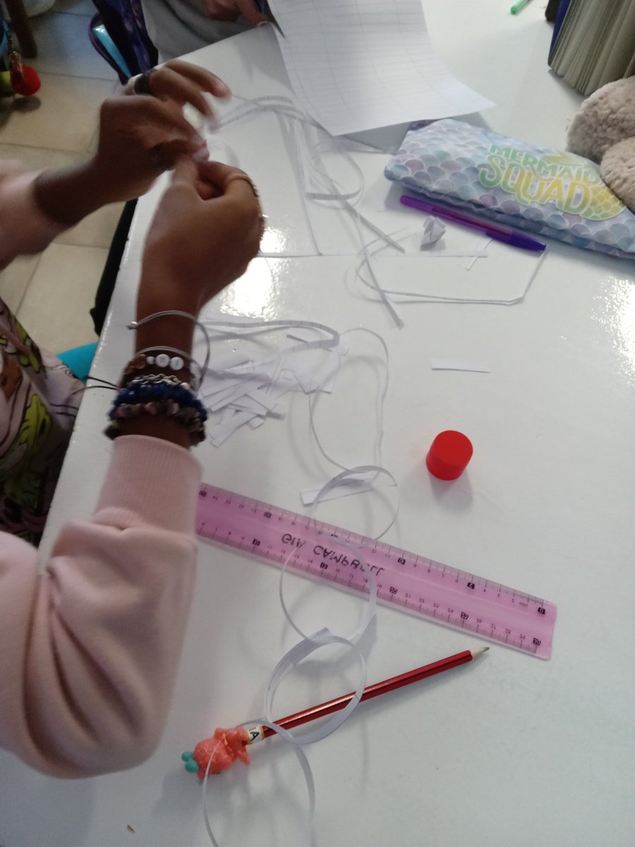 JP_Bruwer's tweet image. Middle school Design students loving the first day Design Challenges! #learningatwis @WISNamibia