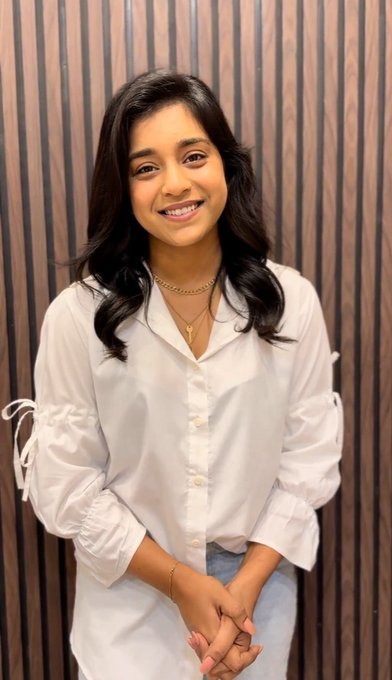 kajaldataniya's tweet photo. Hey #SumbulSquad Ham logon mein itni positivity hai ki ham sari Nagetivity ko khatam kar sakate hai. 💞
So sabhi positive tweet kare and avoid some people.. 🤍
Spread Love ❤
#SumbulTouqeerKhan
#SumbulAsKavya
#Sumisht
#SumbulSquad https://t.co/QWR6YHvZ1P
