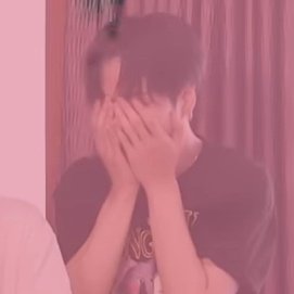 JAEW00HYUK's tweet photo. jaehyuk shy shy shy 😂 https://t.co/TbO1HnSjOo