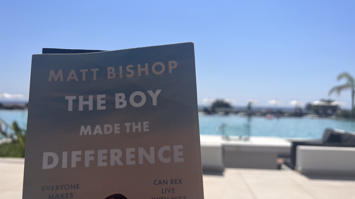 iamguyn's tweet image. Funny, emotive, serious, sometime comedic with several jaw-dropping moments that catch you when you’re least prepared. Brilliantly written by @TheBishF1 whose passions are often included (lots of snooker, F1, fine wines, high-end BMW’s, etc). Well done mate - incredible book. 👏