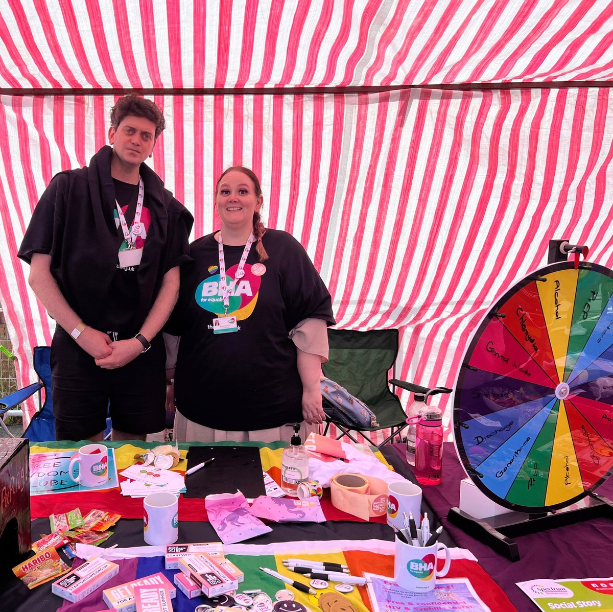 BhaWakefield's tweet photo. Wakefield Pride 2023 🏳️‍⚧️🏳️‍🌈😊 https://t.co/E4Xcyxo95Y