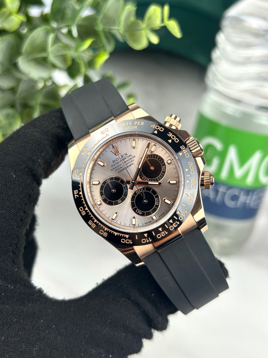 GmgWatches's tweet photo. 𝐑𝐨𝐥𝐞𝐱 𝐃𝐚𝐲𝐭𝐨𝐧𝐚 - 𝟏𝟏𝟔𝟓𝟏𝟓𝐋𝐍! 🌹

Rolex Daytona Oysterflex 

Model Reference: 116515LN

Model Year: 2022

Dial: Sundust

Case Material: Rose Gold

PRICE: £35,295! https://t.co/NxdLOGz7Uv