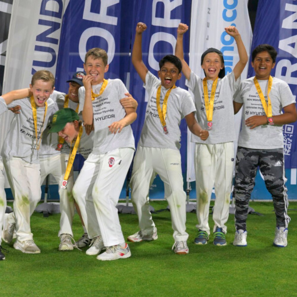 EssexCricket's tweet photo. It was wonderful to see so many aspiring young cricketers in attendance for last nightโs Mini Match Play.
Thank you to our event sponsor, @AllenFordUK for providing t-shirts and medals to all the children participating! ๐ ๐
#AllenFord #EssexFord #AllenMotorGroup