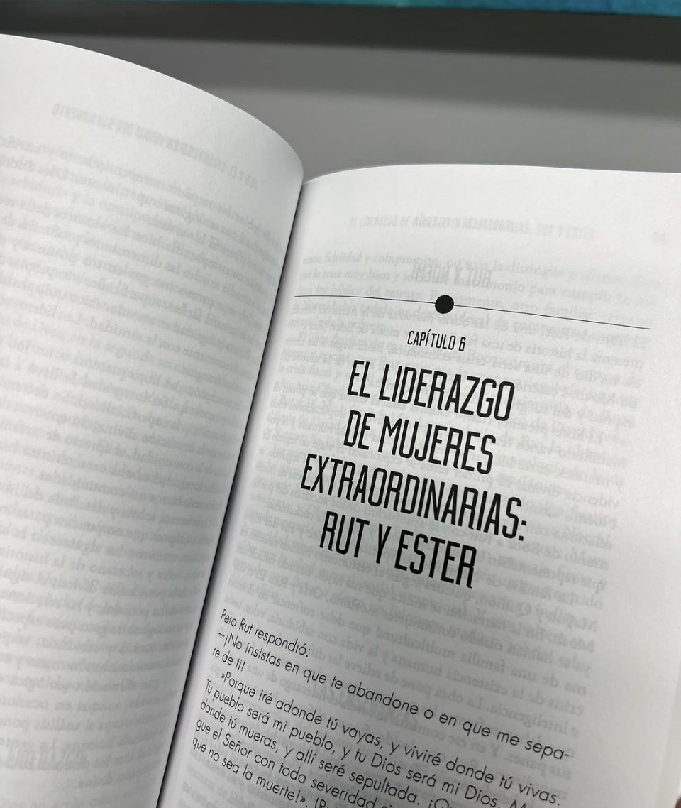 Fortaleza y valentía: Introducción al book by Samuel Pagán