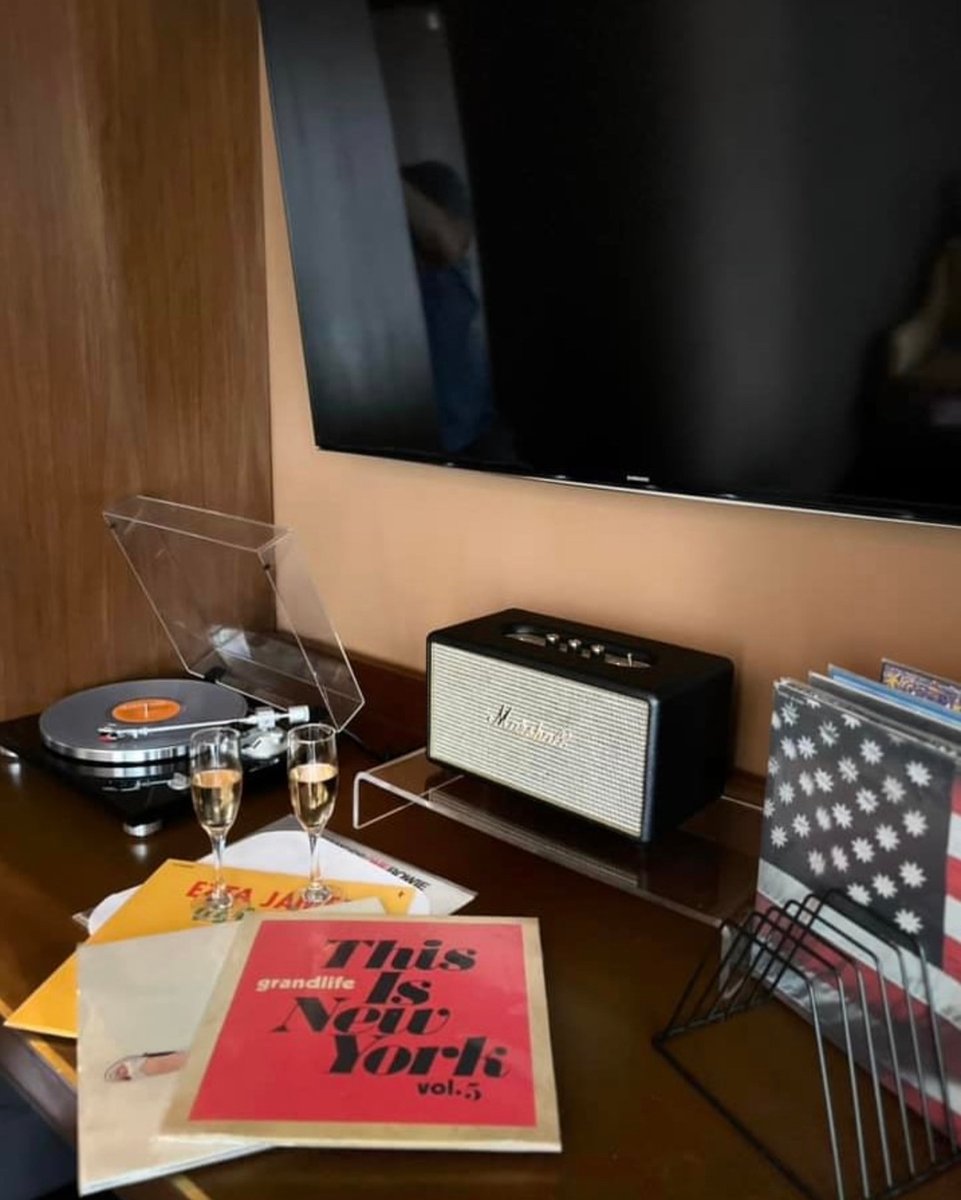 The Roxy Hotel tweet media