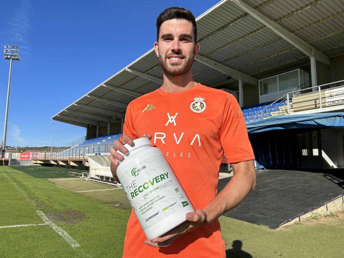 CyDLeonesa's tweet photo. 🔋 @fitcem_nd cuida de nuestros jugadores con sus productos de suplementación deportiva 

#AúpaCultu https://t.co/ZKed2JX5HF