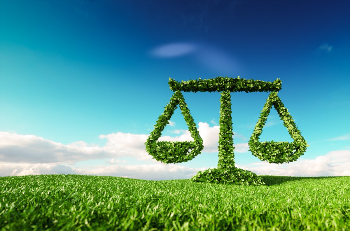 autobag's tweet photo. From packing restrictions to material bans, global legislation is shaping the way we package. 

In this webinar, we’ll break down sustainable packaging legislation and what it means for international packaging. https://t.co/qf6XmTDHlw https://t.co/ngbGhGQ96v