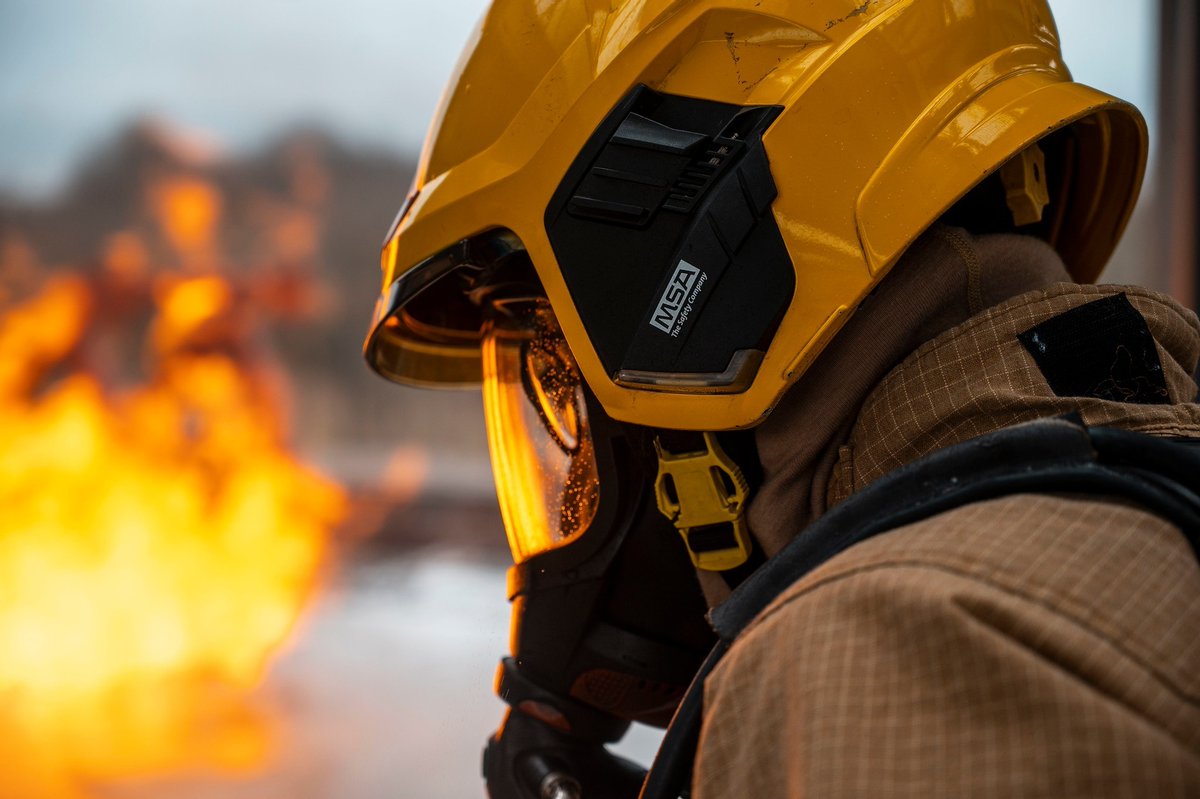 Fancy a new challenge alongside your regular job?

Ever considered being a paid on-call firefighter?

We are recruiting! 👉 orlo.uk/qArjr

#NeedMore #ThinkOnCall