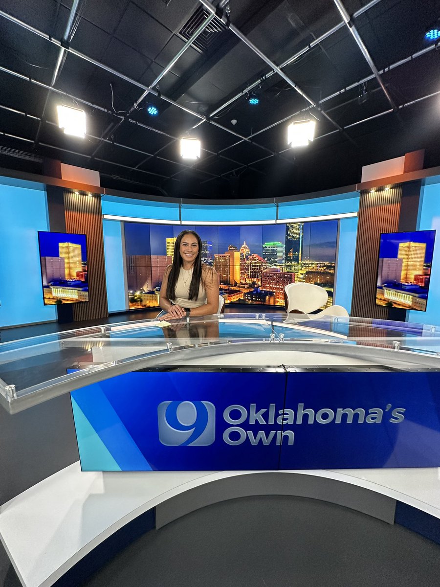 My girl Chloe looking good at that anchor desk🔥! Thank you @NEWS9 for the tour! Making dreams come true on and off the field!🫶🏼⚡️@okcityspark