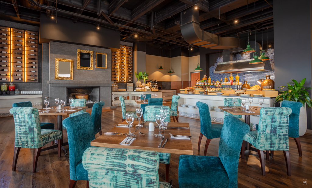 ¡𝗥𝗲𝘀𝘁𝗮𝘂𝗿𝗮𝗻𝘁𝗲 𝗖𝗵𝗶𝗺𝗲𝗻𝗲𝗮!
- Desayuno Buffet: 06:00-10:00 todos los días 
- Almuerzo Buffet: 12:00-15:00 lunes a domingo*
- Cena a la carta: 17:00-23:00 lunes a sábado* (no hay servicio lunes festivos) 
• 4 horas de parqueadero incluido
¡Reserva ahora!
RNT6974