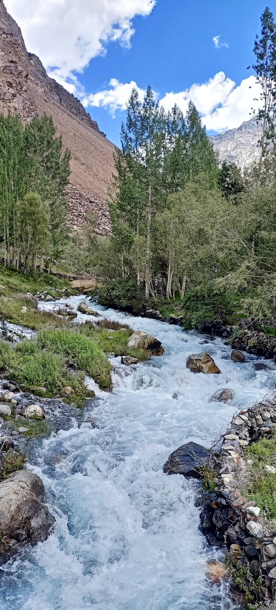 Summer is the best time to take notice of the nature. 
Visit #GilgitBaltistan and get closer to nature. 
Book your trips with us. 

#summers #Pakistan #hunza #holidays #tourism #trips #tourcompany