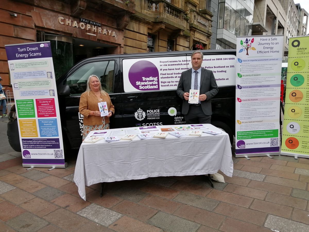 TSScot's tweet photo. We launched our #TurnDownEnergyScams campaign in Glasgow today with @CllrChalmersSNP and @ThomasCArthur MSP

@HomeEnergyScot @advicedotscot @ConsumerScot and @GlasgowCC Trading Standards were also on hand to provide consumer advice about energy efficiency measures and scams https://t.co/b5ovCsxj0f