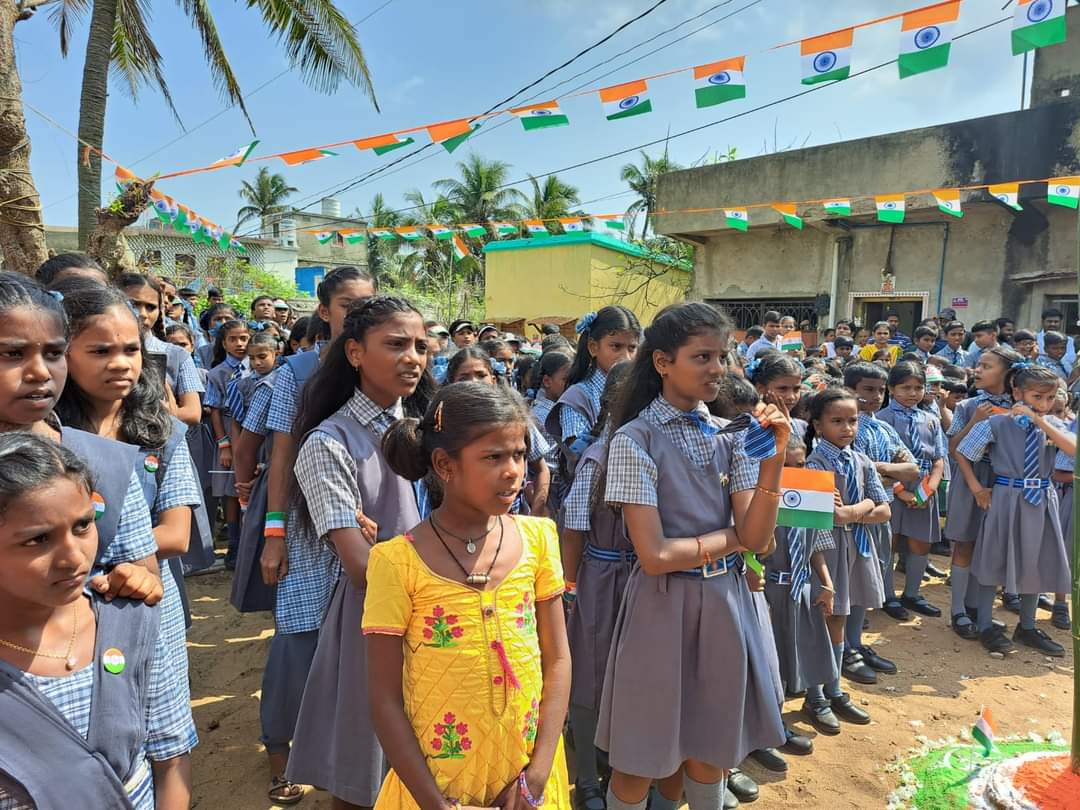 SpandanOdisha's tweet photo. We observed the 77th #independenceday2023  along with our children in #Penthakotta, #Puri https://t.co/FXA4TZWdF5