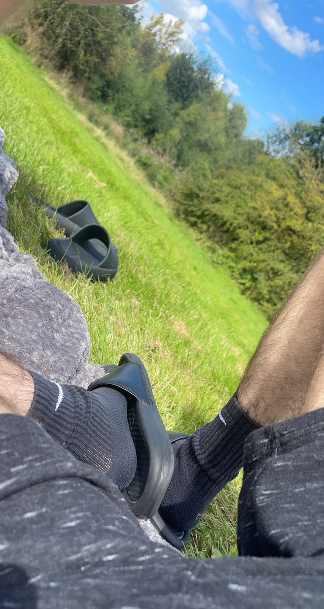 ofjayftm's tweet photo. fire day, busy park... wouldn't mind some public fun tho😜 #gay #ftm #gayuk #ftm #trans #public #sellingcontent #horny #boypussy https://t.co/VHjft85ZmQ