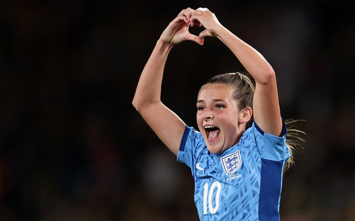 #ComeOnEngland #LionessesDownUnder