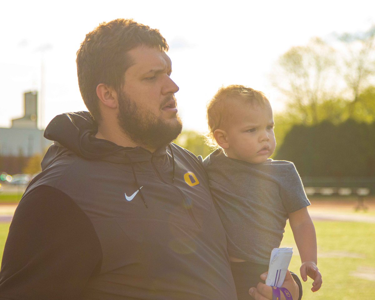 ONAZFootball's tweet photo. Happy Birthday, Coach Garde🥳 

#GoldStandard https://t.co/KStaSYRfcf
