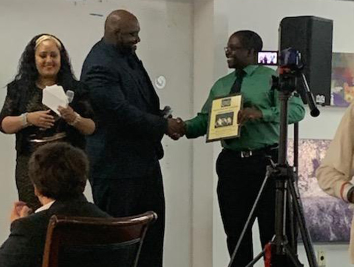 StudioSuggs's tweet photo. At the MidSouth Black Film Festival in Memphis this weekend, we were blessed to win 3 awards!🏆 Our film "Free Indeed" won BEST SHORT FILM 🎬&amp; BEST FILM AUDIO 🎛️, and our very own @JourneyManWill won BEST SUPPORTING ACTOR 🎭Big shout out to the whole cast &amp; crew🙌 #blessed https://t.co/xCtRASOfTC