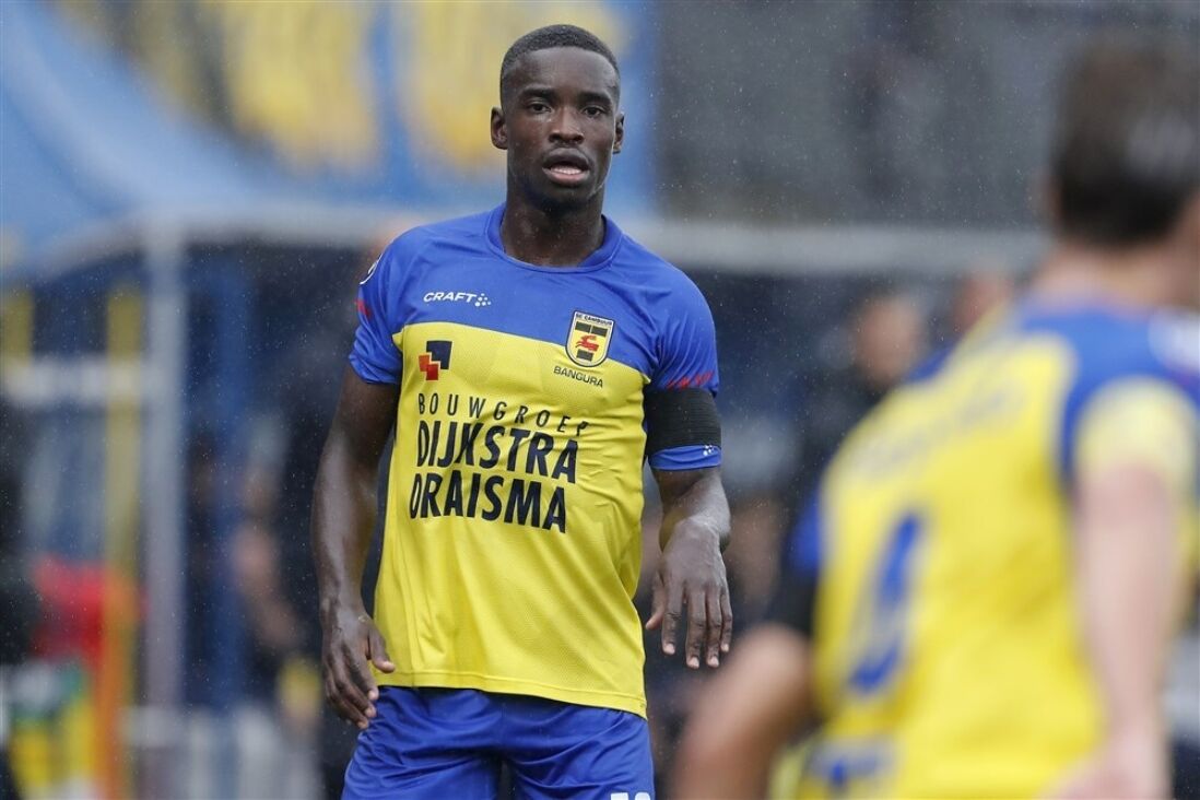 bangura niet naar Frankrijk ❌

cambuur heeft een bod van 750 duizend euro afgewezen 

dus vooralsnog blijft bangura in Leeuwarden 

er zijn nog genoeg clubs geïnteresseerd dus kans op vertrek is nog steeds groot
#cambuur