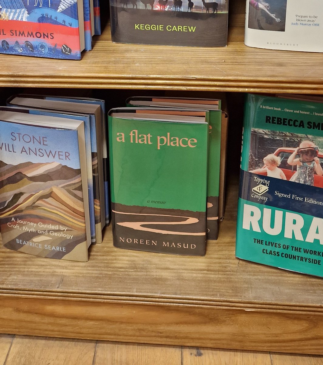 @NoreenMasud I shall indeed. I'm glad to report #aflatplace is present and correct at Topping & Company in Ely 😁