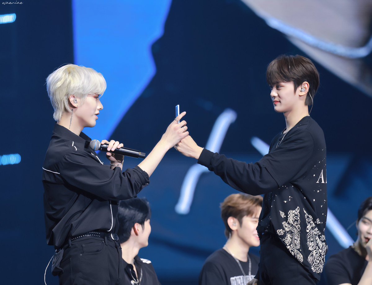 230815
#심콩즈  #김규빈  #제로베이스원  #리키 #RICKY  #沈泉锐  #ZB1 #ZEROBASEONE