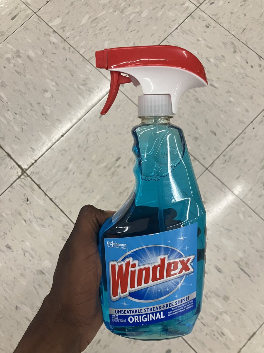ThatmustbPharoh's tweet image. SHINE BRIGHT LIKE #WINDEX 😉😎