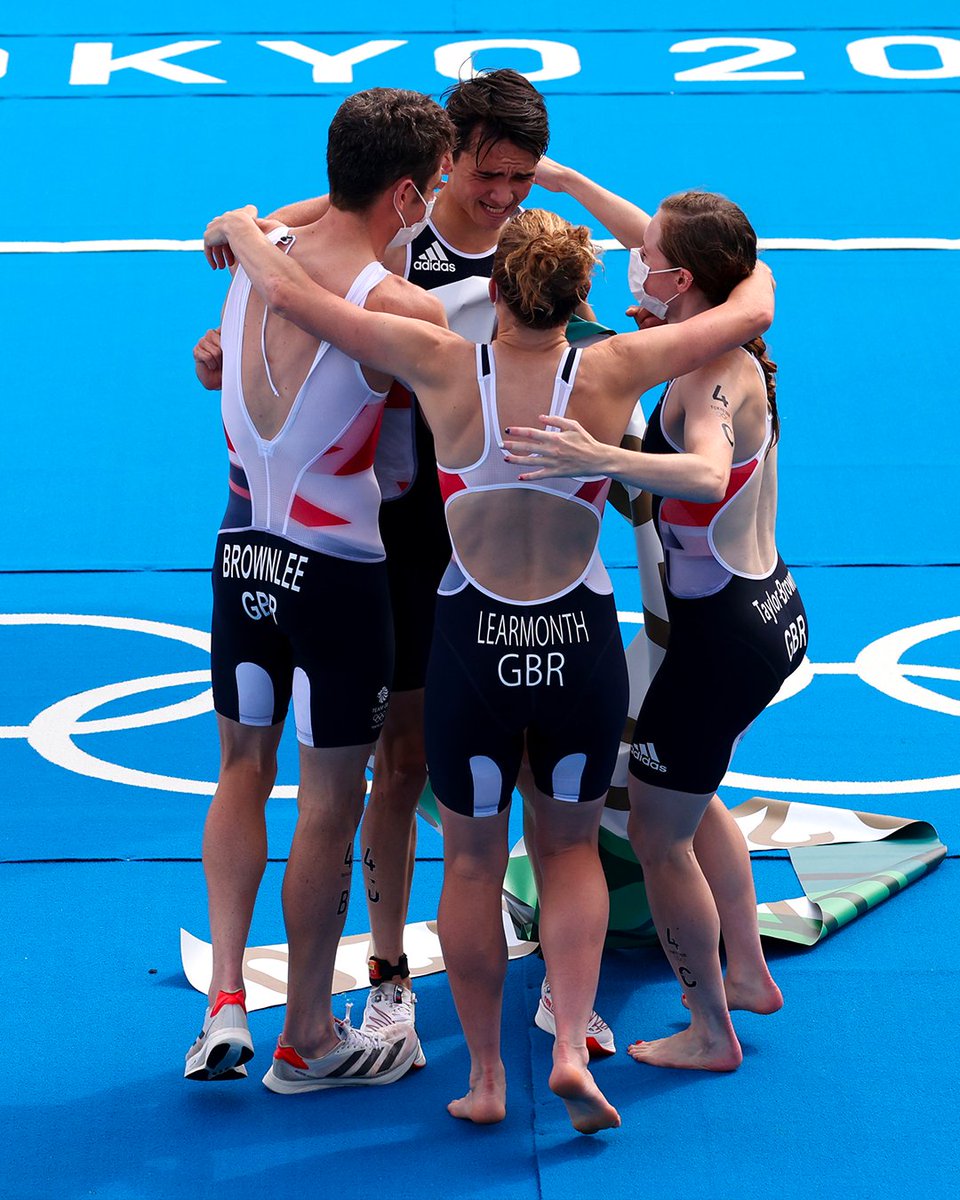 All you need to know about the test event!

4 days of triathlon and para triathlon with the world best athletes in Paris ⚜️

🗓️ Thursday : Women's individual event
🗓️ Friday : Men's individual event
🗓️ Saturday : Para triathlon event
🗓️ Sunday : Mixed relay event

#Paris2024