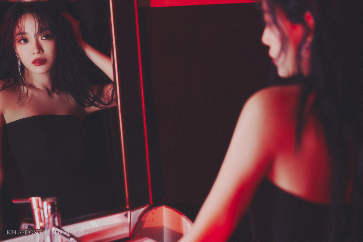 0828_kimsejeong's tweet image. KIM SEJEONG 
1st ALBUM &apos;문(門)&apos; 
 
OFFICIAL PHOTO &apos;LOCK&apos; ver.
 
🎧 2023. 09. 04. 6PM (KST)
 
#김세정 #KIMSEJEONG
#세정 #SEJEONG
#1st_ALBUM_門
#20230904_6PM